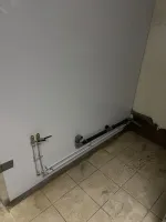 Réparation d'une fuite encastrée après un dégât des eaux dans un restaurant à Saint-Laurent-du-Var