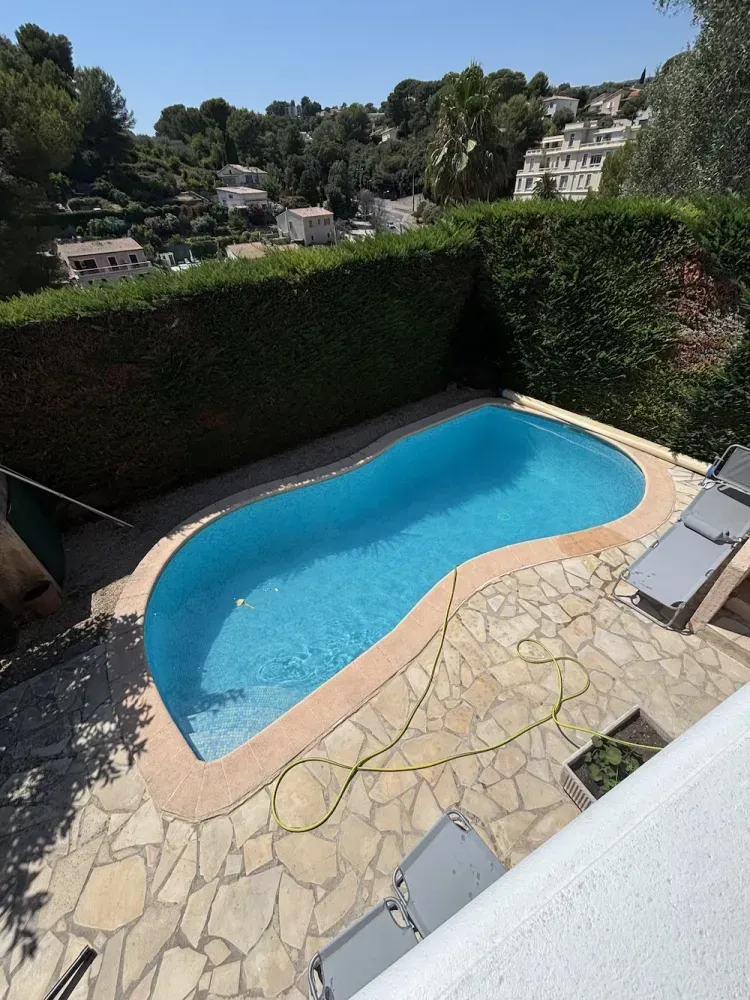 Recherche de fuite piscine – Les Plombiers d’Azur, votre expert sur la Côte d’Azur
